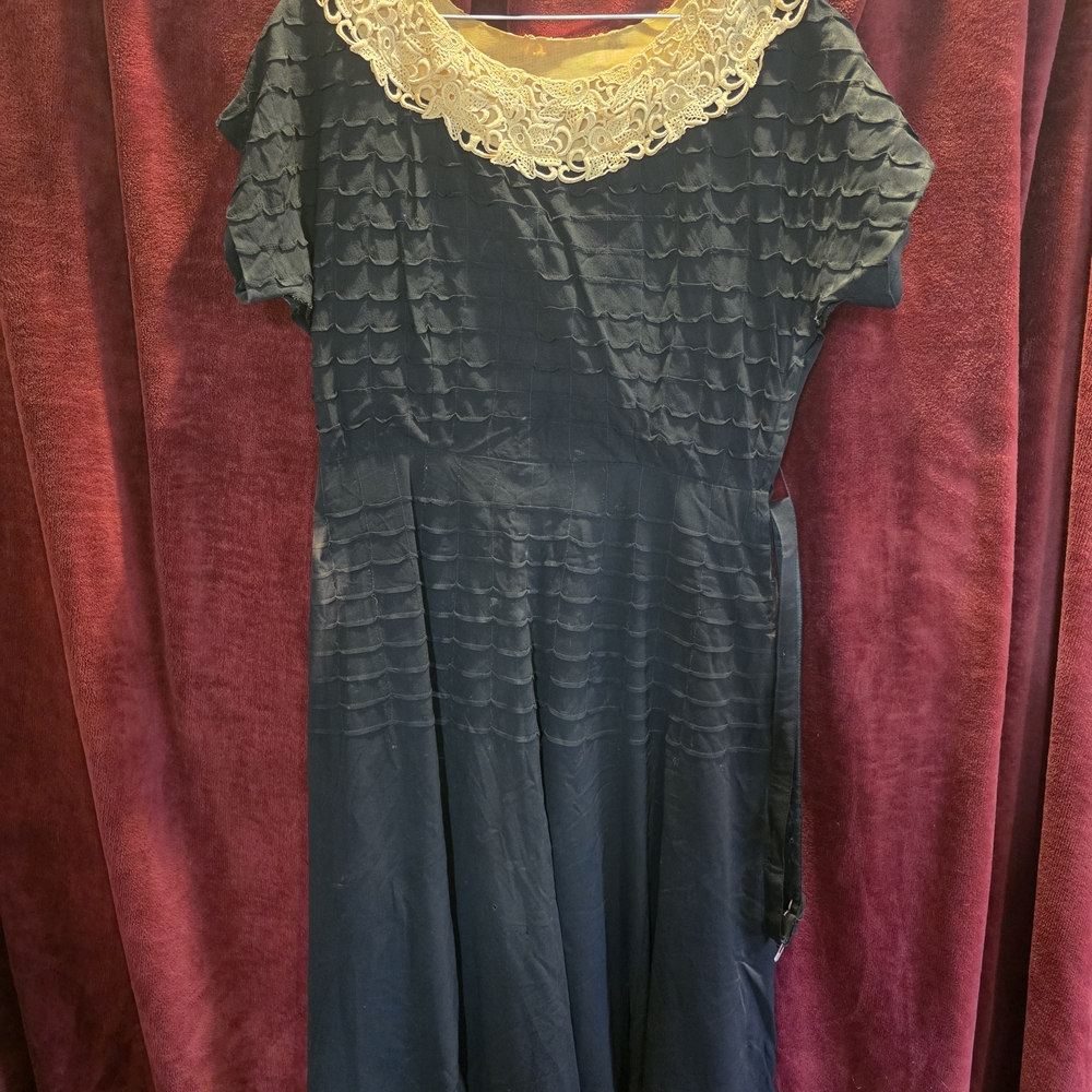 Chic Black Dress with Lace Detail